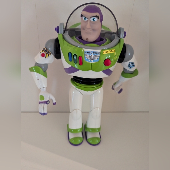Buzz Lightyear Toy Story Disney Store Pixar Bonnie 12" Talking  Action Figure - Picture 3 of 10